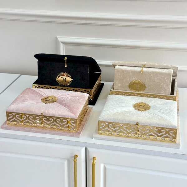 Kutulu Kur'an-ı Kerim